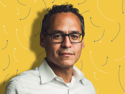 Portrait illustration of Roosevelt Montás