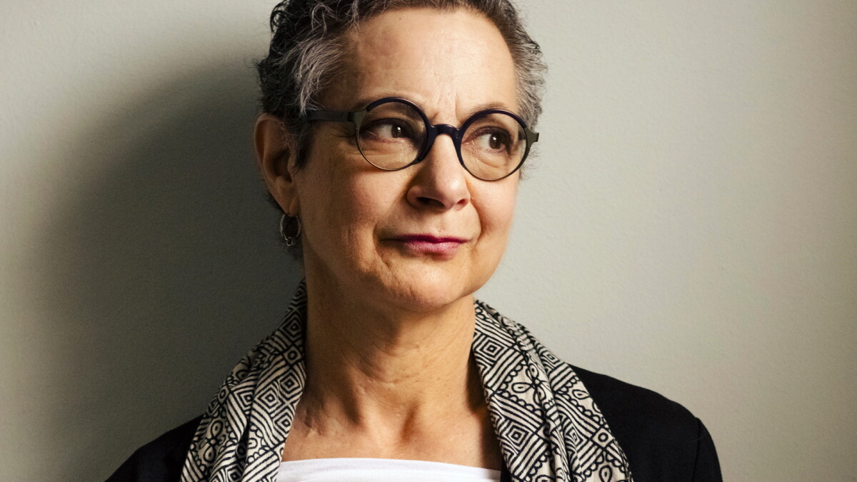 Lauren Berlant – Author, Scholar, Cultural Theorist | Wiki, Age, Height, Net Worth, Relationship, Ethnicity, Career Lauren Berlant – Author, Scholar, Cultural Theorist | Wiki, Age, Height, Net Worth, Relationship, Ethnicity, Career