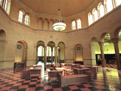 Three years after the California system’s Academic Senate approved a bold plan to make faculty research freely available, only 25 percent of professors are putting their papers in a state-created repository. Other universities have experienced similar faculty inertia and have sought to counter it by reaching out to professors in person. But such solutions are more of a challenge for a large, financially strapped system like California’s. Above: The rotunda of the Powell Library at UCLA.