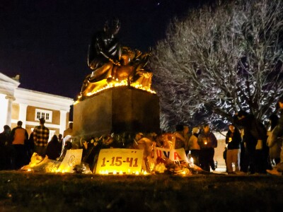 Students and community members gather for a candlelight vigil after a shooting that left three students dead the night before at the University of Virginia, Monday, Nov. 14, 2022, in Charlottesville, Va. (Shaban Athuman/Richmond Times-Dispatch via AP)