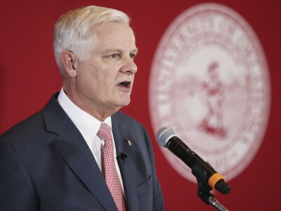 James L. Gallogly announced suddenly that he was retiring as president of the U. of Oklahoma.