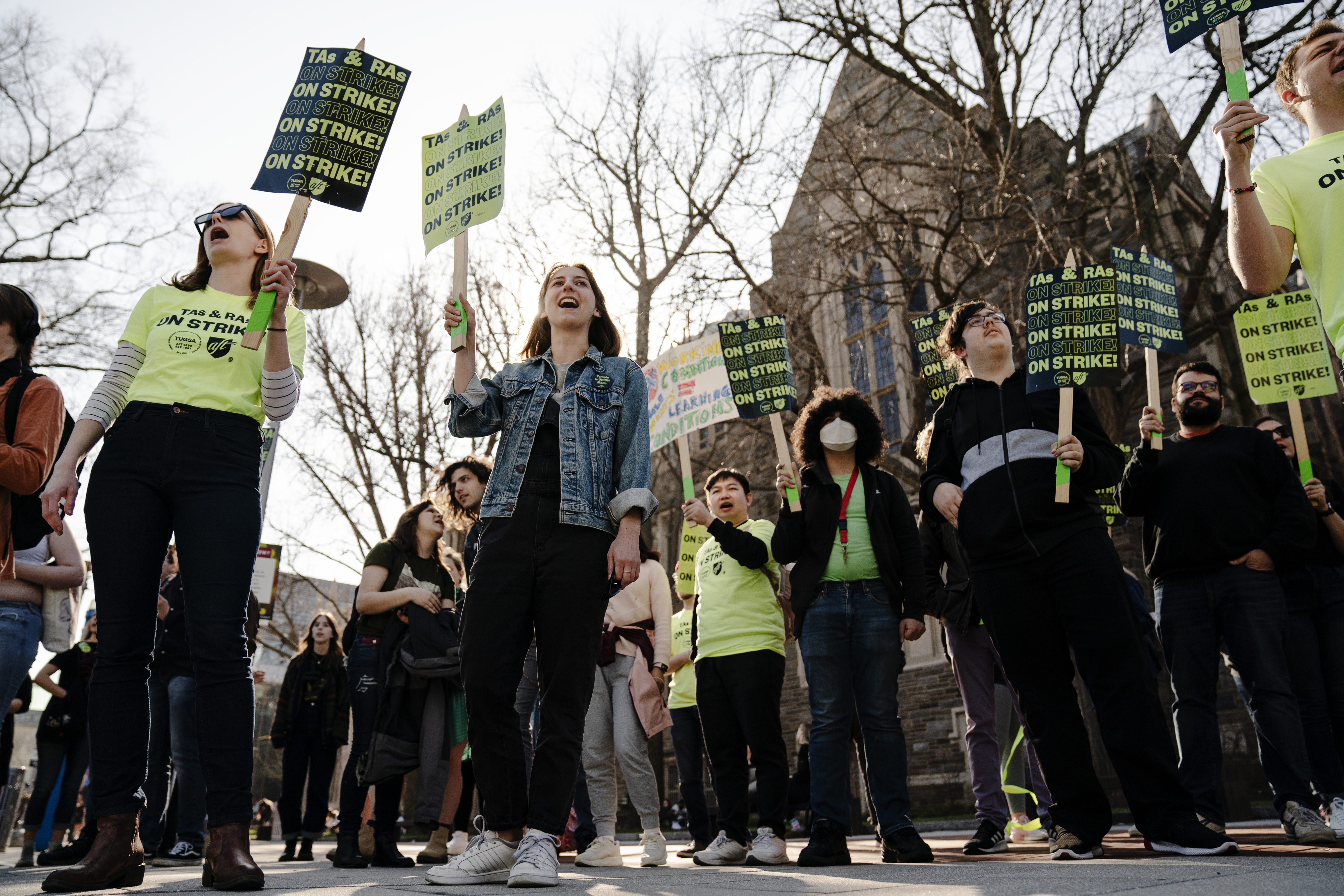 A Six-Week Strike Yields a Big Pay Raise for Temple's Grad Students. But  Rifts Remain.